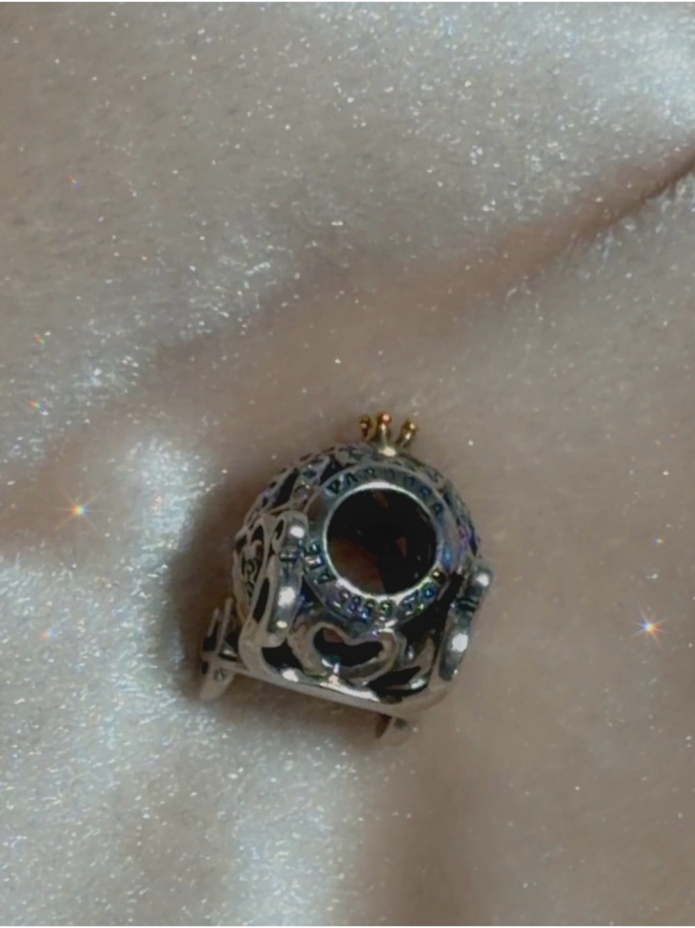 Authentic Pandora Disney
Cinderella Pumpkin Coach Charm 2
Tone 14k Gold S925 ALE